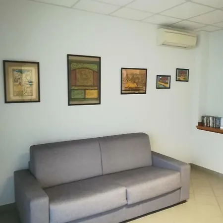 Apartament Romanino *